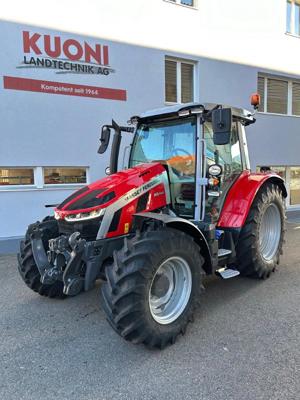 Massey Ferguson 5S.145 Dyna4