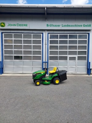 Rasentraktor John Deere X147R