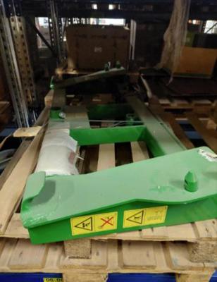 Ballenspiess John Deere zu Frontlader