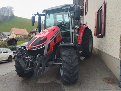 Massey Ferguson 5S 115 Essential