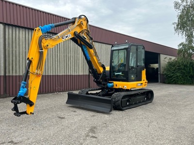 JCB 86C-2 TAB  KURZHECKBAGGER MIT VERSTELLAUSLEGER