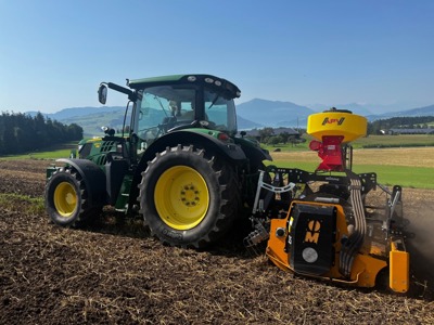 Müthing CoverSeeder 280 mit APV-Sägerät Demo