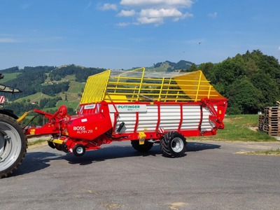 Ladewagen Pöttinger Boss Alpin 291