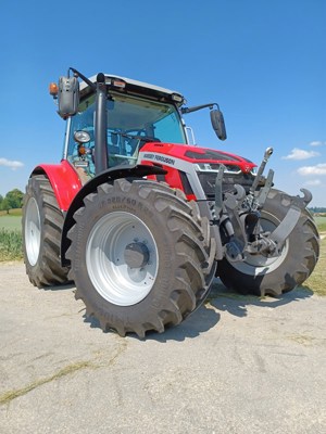 Massey Ferguson 5S.145