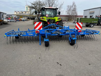 CARRE Striegel Pressius 6.2 Meter