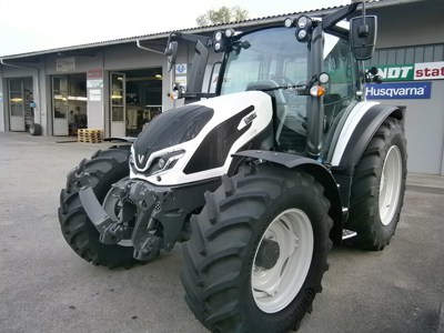 Valtra G135 Versu