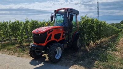 A. CARRARO Allrad-Frontlenker TONY 8700 V