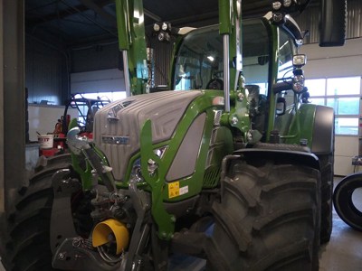 Fendt 516 PROFI PLUS