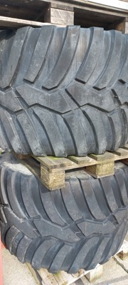 Räder / Reifen 710/45 R22.5