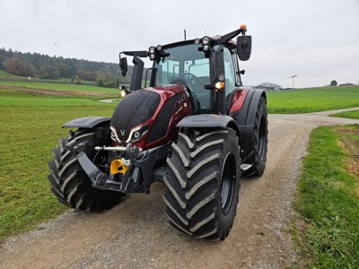 Traktor Valtra N175 Direct