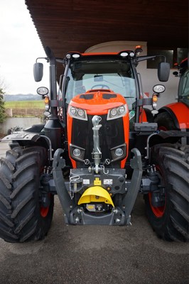 Kubota M6142 mit 5 Jahren Garantie