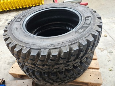 Pneu Nokian 300/80R24