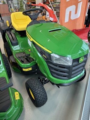 Rasentraktor John Deere X117R