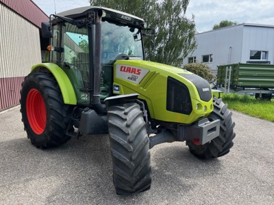 CLAAS Axos 330 CX