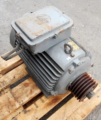 MEZ Frenstat, Motor Elektro 30 PS