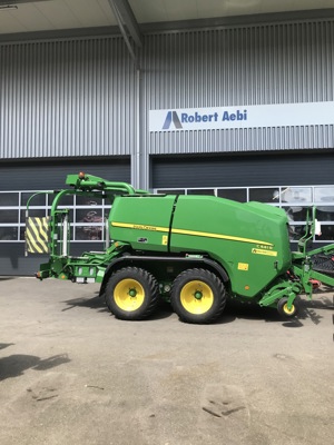 John Deere Rundballenpresse C 441 R / Robert Aebi Landtechnik AG